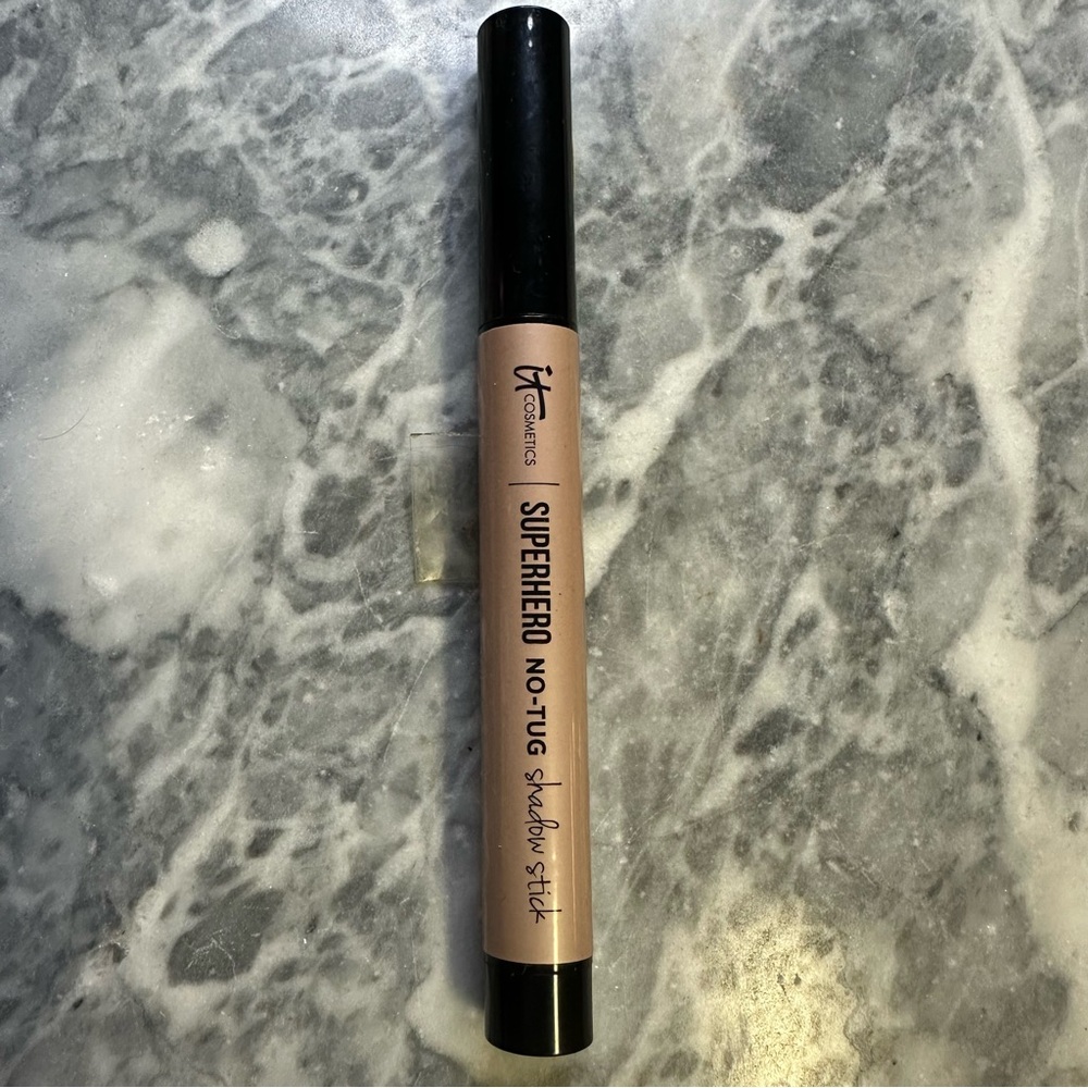 It Cosmetics Superhero No Tug Shadow Stick